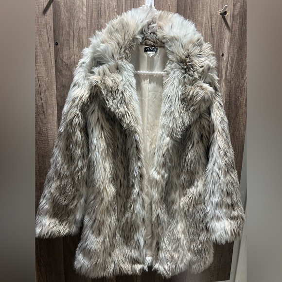 Y2K Women's Faux Fur Teddy Jacket - Cream and Gray Womens Small 38 EUC - Picture 1 of 12